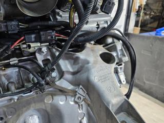 кронштейн двигателя BMW X6 F16 2014, 3.0 л., N55 B30 A, бензин, АКПП, красный, правый руль, 22116852855, 6852855