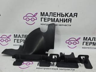 воздуховод (дефлектор) радиатора Volkswagen Golf GTI 6 поколение 2011, 2.0 л., CCZB, бензин, робот, b4/b9a белый, хетчбэк 5 дв., передний привод, правый руль, 5K0121283E