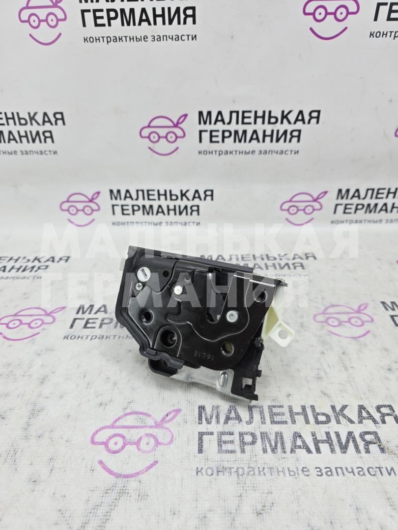 замок двери задней левой Audi A5 F5 2018, 2.0 л., CVKB, бензин, АКПП, белый металлик 2y / s9r, хетчбэк 5 дв., правый руль, 8X0839015E - фото №1