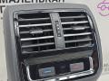 Декоративная накладка центральной консоли Volkswagen Passat B8 2015, 1.8 л., CJSA, бензин, робот, 2t/c9x чёрный перламутр, седан, правый руль, 3G0864376G, 3G0907049B, 3G0864298G, 3G0857100H, 3G0863916, 1J0919321, 4D0971638 - фото №2