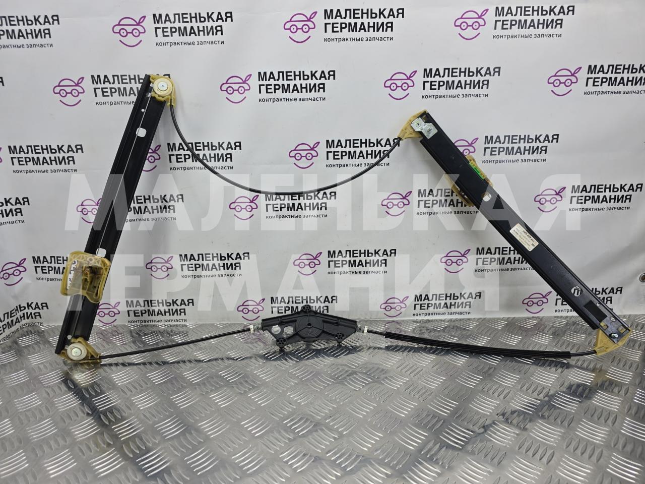 стеклоподъемник передний левый Audi A4 B9 2017, 2.0 л., CVKB, бензин, АКПП, 2y/s9r белый металлик, седан, передний привод, правый руль, 8W0837461 - фото №1