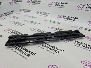 Кронштейн крепления порога BMW X1 F48 2016, 2.0 л., B47 C20 A, дизель, АКПП, alpinweiss 3 (300), передний привод, правый руль, 51777332329, 7332329
