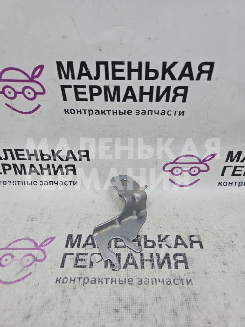 кронштейн (крепление) BMW X3 G01 2019, 2.0 л., B48B20C, бензин, АКПП, c1m phytonic-blau metallic, внедорожник 5 дв., полный привод, 34306872060, 6872060 - фото №1