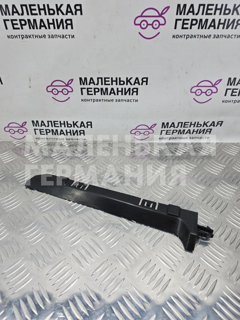 воздуховод (дефлектор) радиатора BMW 5 серия G30/G31 G30 2017, 2.0 л., B47 D20 A, дизель, АКПП, black sapphire metallic (475), седан, задний привод, правый руль, 17118577639, 8577639 - фото №1