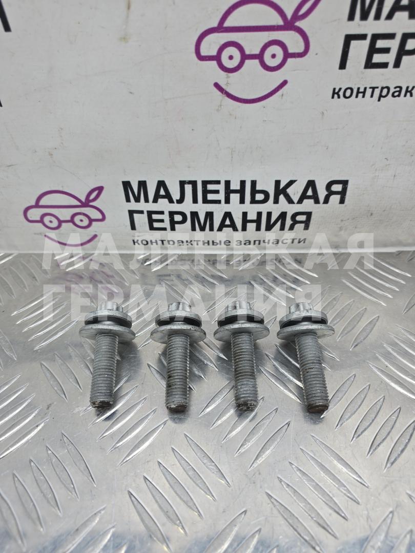 болт BMW 5 серия G30/G31 G30 2018, 2.0 л., B48 B20 A, бензин, АКПП, a96 mineral-weiss metallic, седан, задний привод, правый руль, 34108838589, 8838589 - фото №1