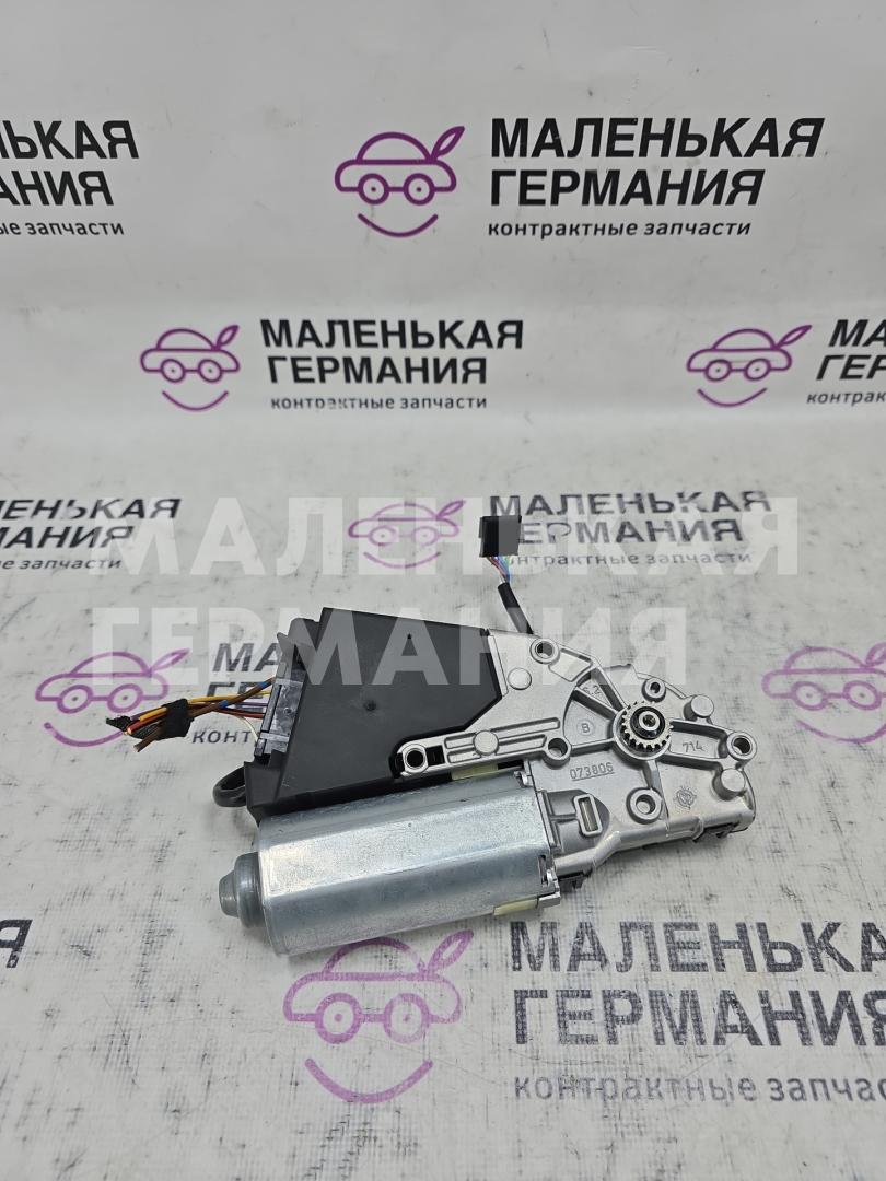 двигатель электролюка Volkswagen Golf GTI 6 поколение 2011, 2.0 л., CCZB, бензин, робот, b4/b9a белый, хетчбэк 5 дв., передний привод, правый руль, 1K0959591, 0390200017, GDO849696564 - фото №1