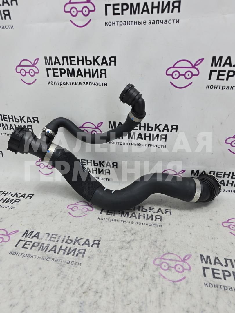 патрубок радиатора BMW X5 G05 (2018 - 2026), 3.0 л., B58B30C, бензин, черный, полный привод, 17129894783, 9894783, 17127935687, 7935687 - фото №1