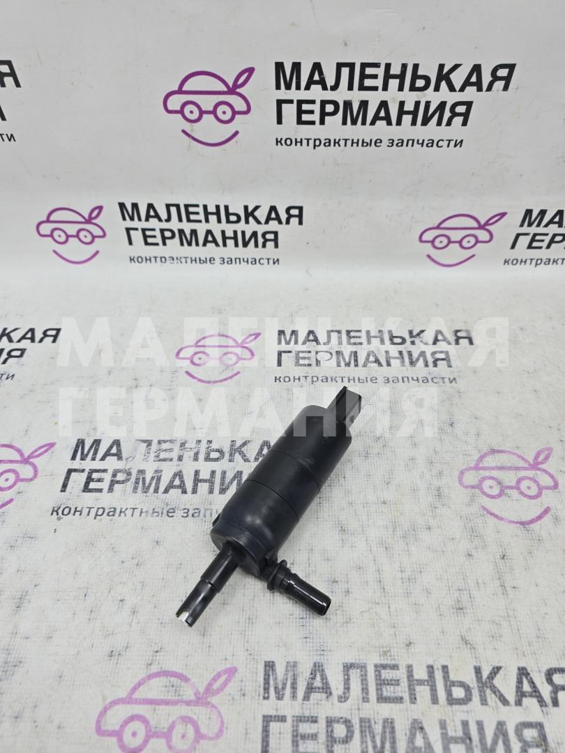 насос (моторчик) омывателя фар BMW M5 F10 2012, 4.4 л., S63 B44 B, бензин, робот, 300 alpinweiss 3, седан, задний привод, правый руль, 67637217792, 7217792 - фото №1