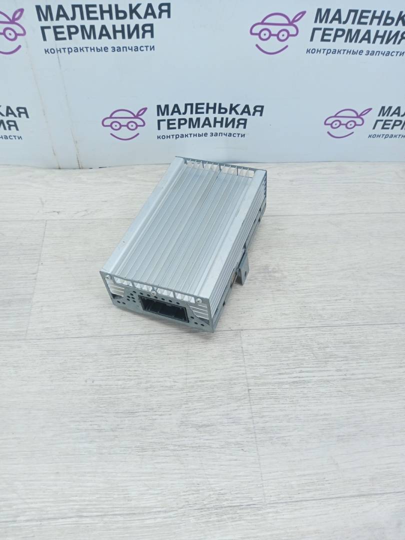 усилитель музыкальный BMW 6 серия F06/F12/F13 2013, 4.4 л., N63 B44 B, бензин, black sapphire metallic (475), 65129275734, 9275734, 65129313044, 9313044 - фото №1