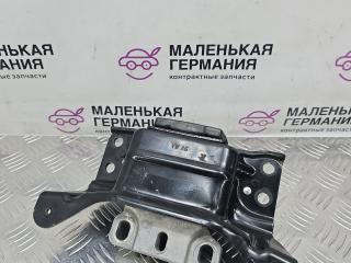 подушка крепления двигателя Volkswagen Passat B8 2015, 1.8 л., CJSA, бензин, робот, 2t/c9x чёрный перламутр, седан, правый руль, 5Q0199555R