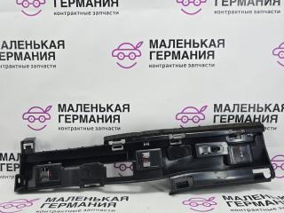 Кронштейн крепления порога BMW X1 F48 2017, 2.0 л., B48 A20 B, бензин, АКПП, синий mediterranblau c10, полный привод, правый руль, 51777332333, 7332333