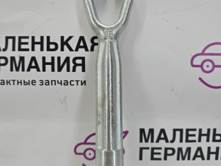крюк буксировочный BMW X6 F16 2014, 3.0 л., N55 B30 A, бензин, АКПП, красный, правый руль, 72157953890, 7953890, 72157360426, 7360426
