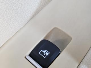 кнопка стеклоподъемника двери передней левой BMW 5 серия G30/G31 G30 2018, 2.0 л., B48 B20 A, бензин, АКПП, черный 475, седан, задний привод, правый руль