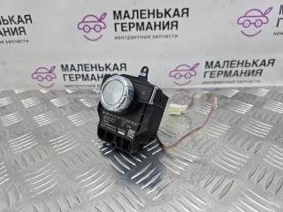 джойстик управления мультимедиа Mercedes-Benz C-Класс W204 [рестайлинг] W204.048 2012, 1.8 л., M 271.860, бензин, АКПП, 149 белый, седан, задний привод, правый руль, A2048709958