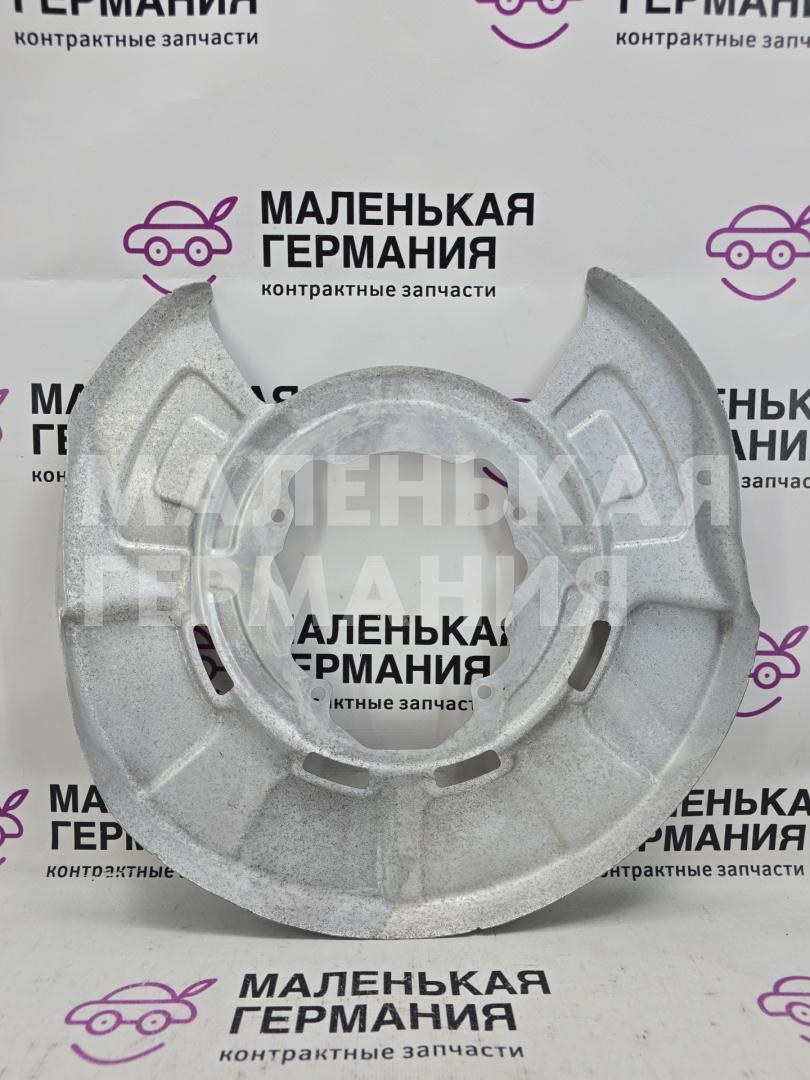 защитный кожух тормозного механизма BMW X5 F15 2014, 3.0 л., N57 D30 A, дизель, АКПП, mineralweiss metallic (a96), полный привод, правый руль, 34216771967, 6771967, 34216857981, 6857981 - фото №1