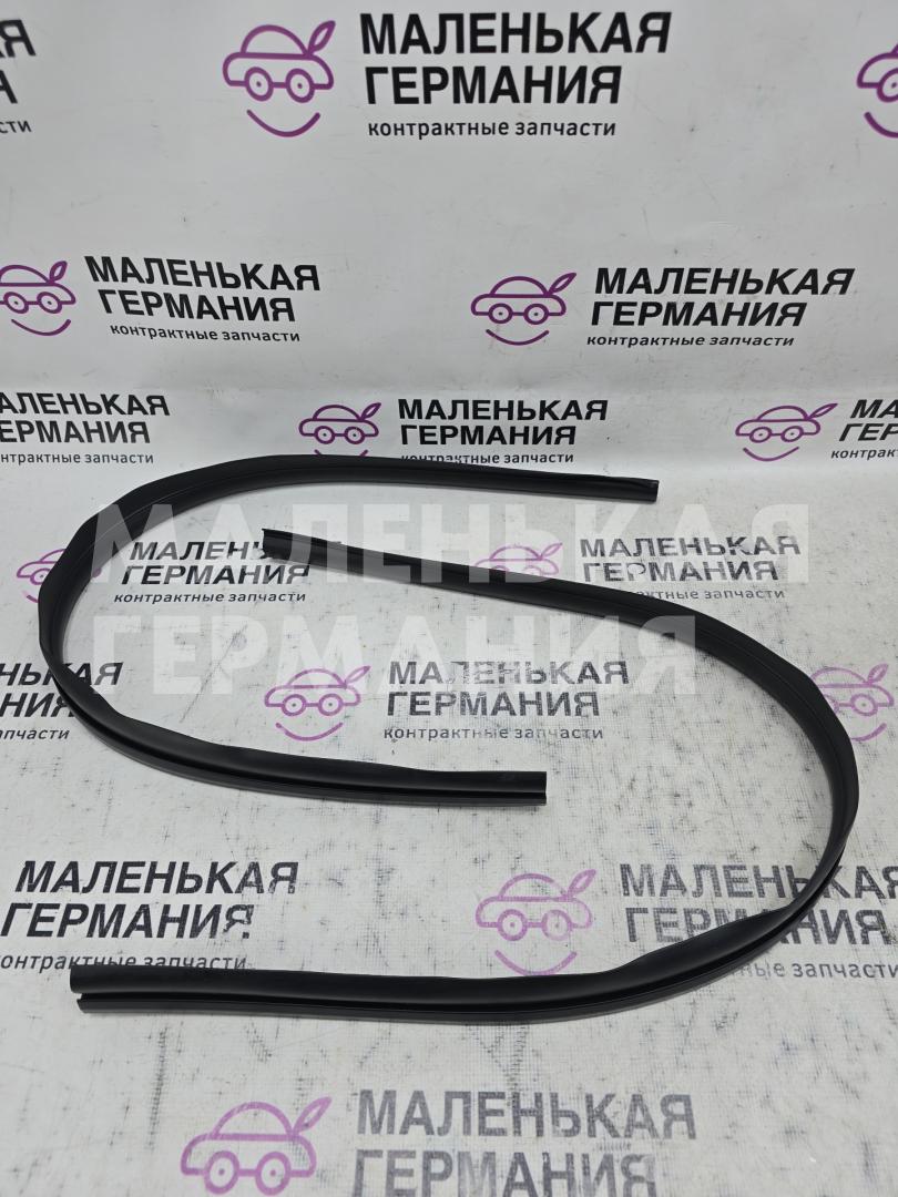 уплотнитель BMW M5 F10 2012, 4.4 л., S63 B44 B, бензин, робот, 300 alpinweiss 3, седан, задний привод, правый руль, 54107275842, 7275842 - фото №1