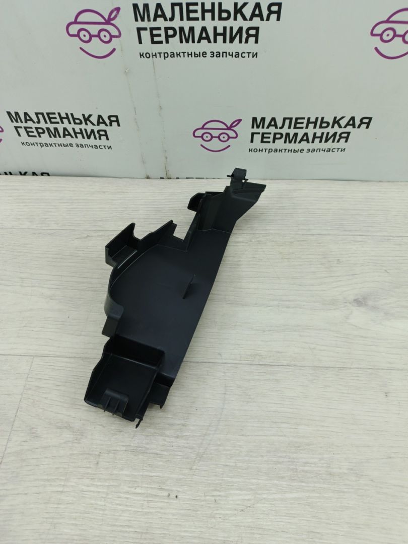 воздуховод (дефлектор) радиатора Mercedes-Benz A-Класс W176 (2012 - 2015), A1768880138, A1768880038 - фото №1
