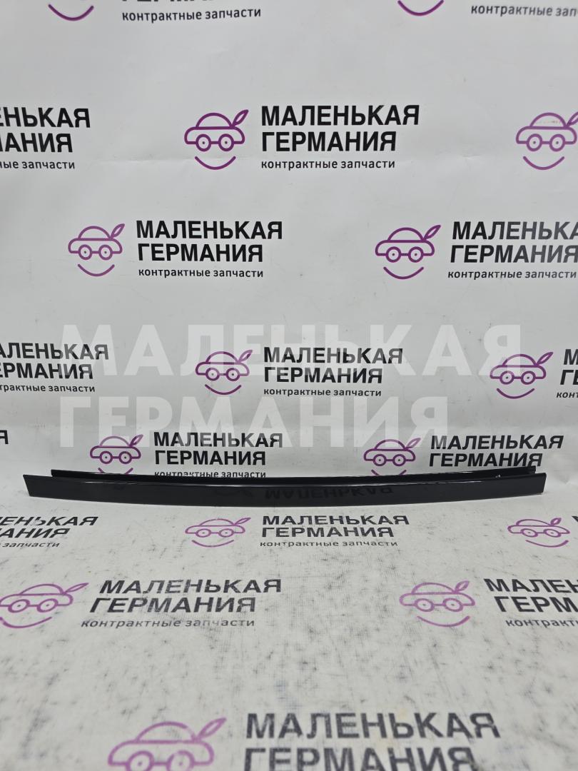 накладка двери (крышки) багажника BMW 3 серия F30/F31/F34 F30 2012, 3.0 л., N55 B30 A, бензин, АКПП, black sapphire metallic (475), седан, задний привод, 51357258298, 7258298 - фото №1