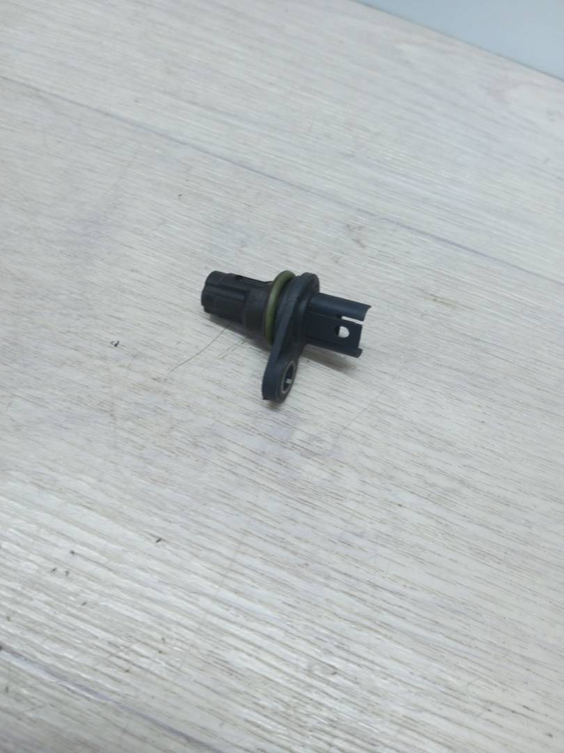 датчик распредвала BMW 3 серия F30/F31/F34 F30 2012, 3.0 л., N55 B30 A, бензин, АКПП, black sapphire metallic (475), седан, задний привод, 13627525014, 7525014 - фото №1