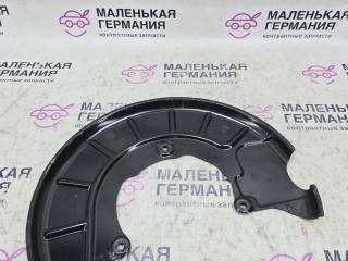 защитный кожух тормозного механизма Volkswagen Golf GTI 6 поколение 2011, 2.0 л., CCZB, бензин, робот, b4/b9a белый, хетчбэк 5 дв., передний привод, правый руль, 1K0615312F, 1K0400054, 1K0400054NR