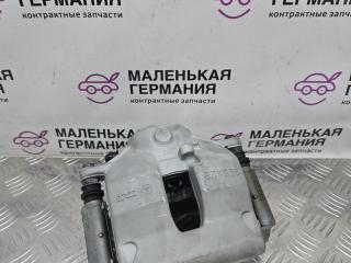 суппорт передний левый Mercedes-Benz E-Класс W212 [рестайлинг] W212 2014, 2.0 л., M 274.920, бензин, АКПП, 149 u белый, седан, задний привод, правый руль, A2044212581, A2044212381
