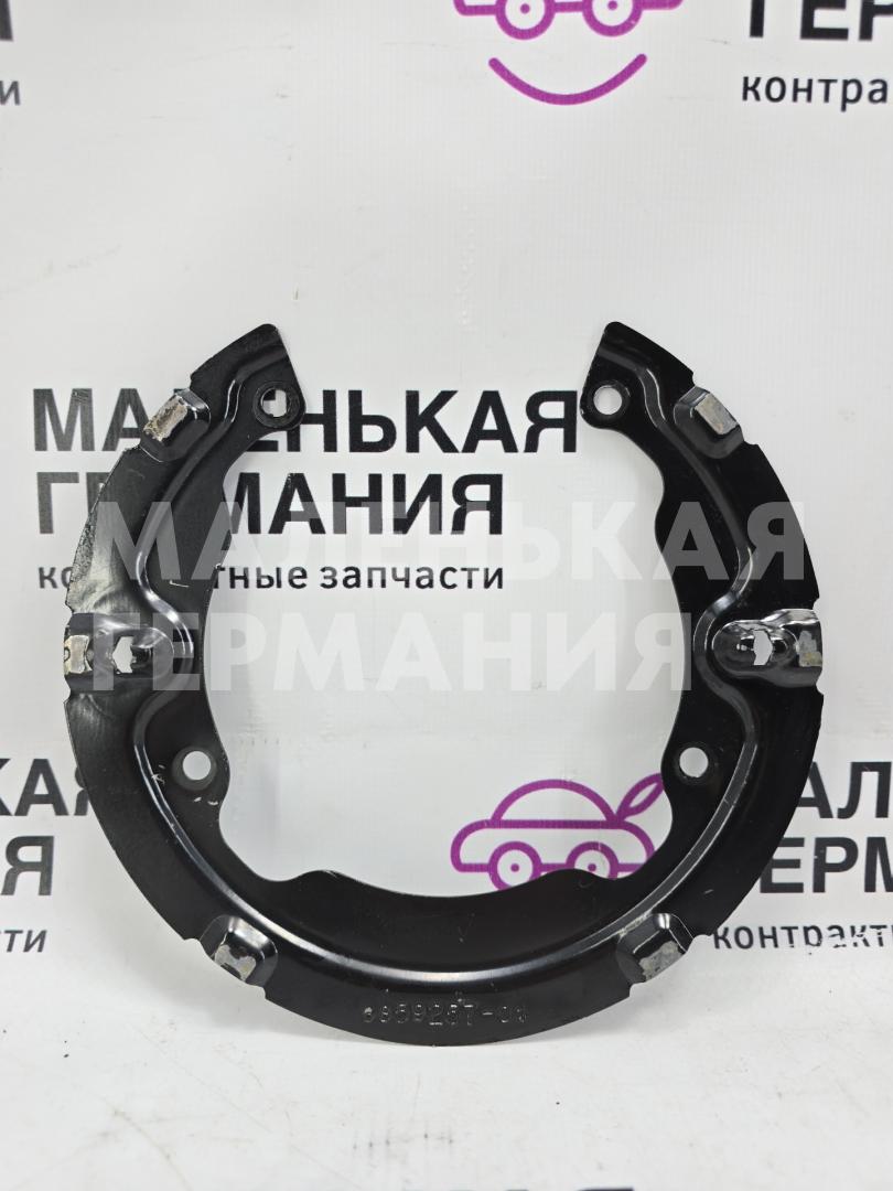 защитный кожух тормозного механизма BMW X5 F15 2014, 3.0 л., N57 D30 A, дизель, АКПП, mineralweiss metallic (a96), полный привод, правый руль, 34206859257, 6859257, 34216771974, 6771974 - фото №1