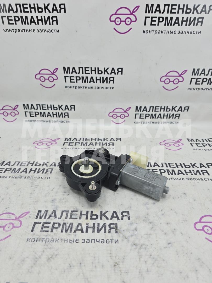 моторчик стеклоподъемника задний правый BMW 3 серия F30/F31/F34 F30 2012, 3.0 л., N55 B30 A, бензин, АКПП, black sapphire metallic (475), седан, задний привод, 5YY0637, 5000644 - фото №1