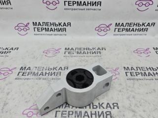 сайлентблок Volkswagen Golf GTI 6 поколение 2011, 2.0 л., CCZB, бензин, робот, b4/b9a белый, хетчбэк 5 дв., передний привод, правый руль, 1K0199231J