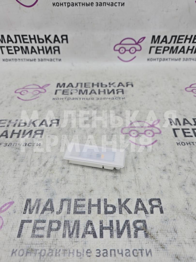 фонарь освещения пространства для ног BMW X5 G05 (2018 - 2026), 3.0 л., B58B30C, бензин, черный, полный привод, 63319458174, 9458174 - фото №1