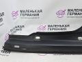 планка под капот BMW M5 F10 2012, 4.4 л., S63 B44 B, бензин, робот, 300 alpinweiss 3, седан, задний привод, правый руль, 51767019804, 7019804 - фото №6