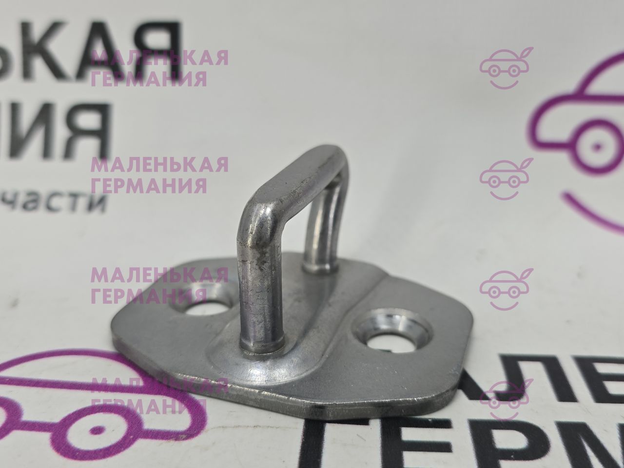 ответная часть (скоба) замка двери BMW X1 F48 2016, 2.0 л., B47 C20 A, дизель, АКПП, alpinweiss 3 (300), передний привод, правый руль, 51217394435, 7394435 - фото №1