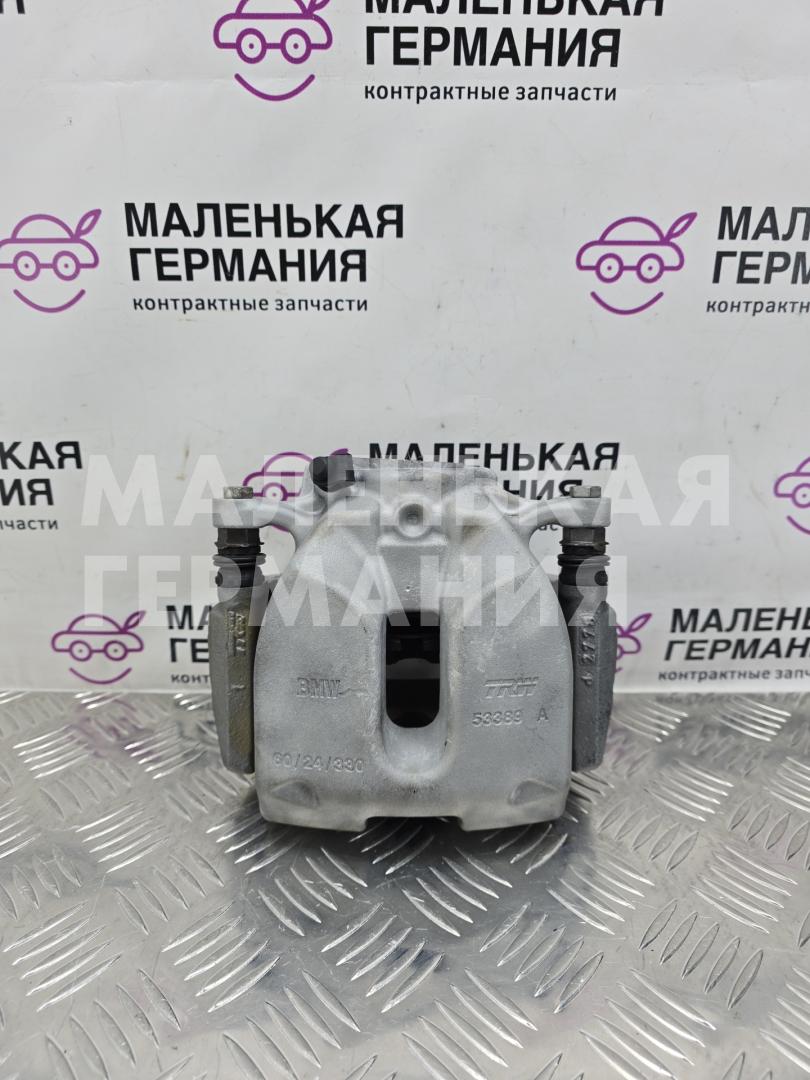 суппорт передний левый BMW 5 серия G30/G31 G30 2017, 2.0 л., B47 D20 A, дизель, АКПП, black sapphire metallic (475), седан, задний привод, правый руль, 34106872799, 6872799, 34106882255, 6882255 - фото №1