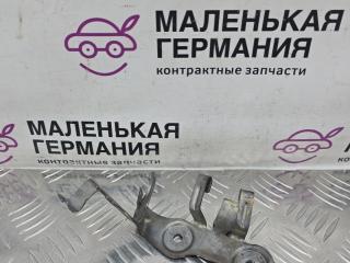 кронштейн (крепление) BMW 5 серия G30/G31 G30 2018, 2.0 л., B48 B20 A, бензин, АКПП, a96 mineral-weiss metallic, седан, задний привод, правый руль, 34306861835, 6861835