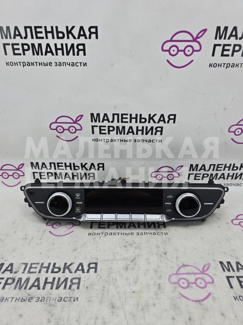 блок управления печки / климат-контроля Audi A5 F5 2018, 2.0 л., CVKB, бензин, АКПП, белый металлик 2y / s9r, хетчбэк 5 дв., правый руль, 8W0820043S - фото №1