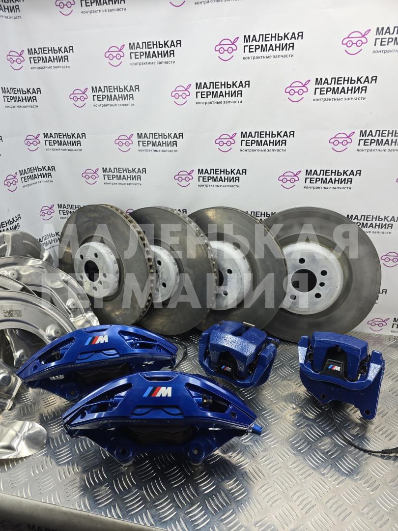 комплект тормозов BMW 8 серия G14/G15 G15 2021, 4.4 л., N63B44D, бензин, АКПП, черный, купе, полный привод, 34116887397, 6887397, 34106887398, 6887398, 34106861799, 6861799, 34116861800, 6861800, 34106891335, 6891335, 34106891336, 6891336, 34356890788, 34216871258, 6871258, 34206861803, 6861803, 34206861804, 6861804, 34206882997, 6882997, 34206882998, 6882998, 34206882989, 6882989, 34206882990, 6882990, 34208876343, 8876343, 34216885187, 6885187, 34356890791, 6890791 - фото №1