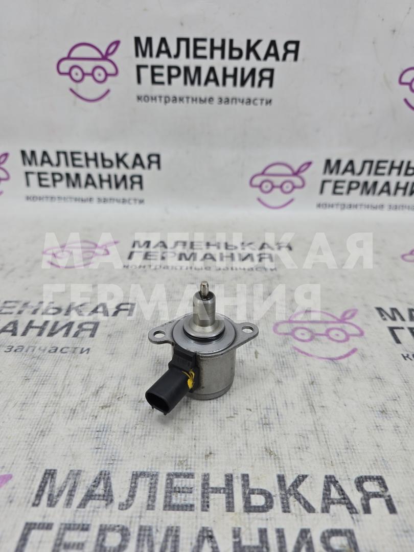 датчик сервотроника BMW 6 серия F06/F12/F13 2013, 4.4 л., N63 B44 B, бензин, black sapphire metallic (475), 7882340118 - фото №1