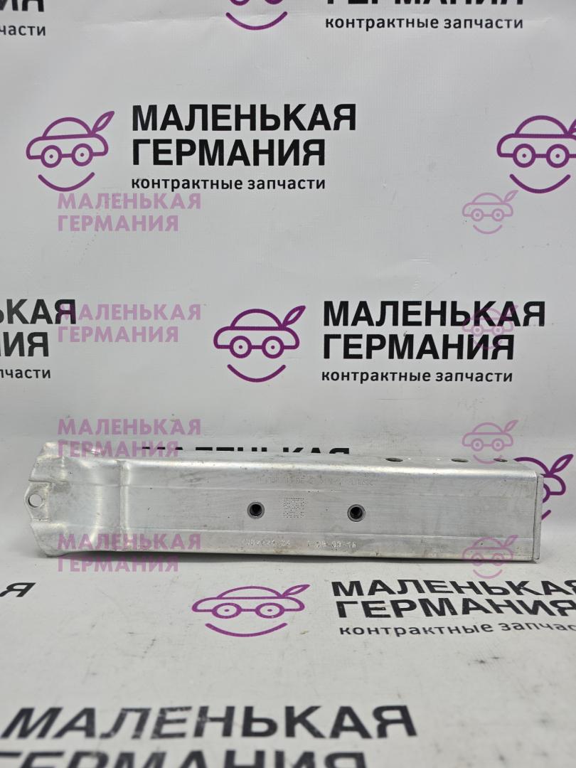 кронштейн усилителя переднего бампера нижний BMW X1 F48 2016, 2.0 л., B47 C20 A, дизель, АКПП, alpinweiss 3 (300), передний привод, правый руль, 51117302521, 7302521 - фото №1
