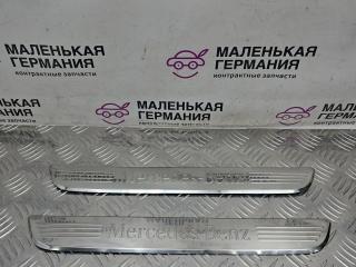 накладка на порог внутренняя Mercedes-Benz C-Класс W205/S205/C205 W205.042 2014, 2.0 л., M 274.920, бензин, АКПП, 755 серый, седан, задний привод, правый руль, A2056800035