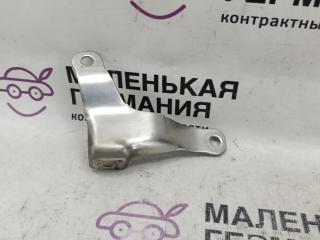 кронштейн глушителя Mercedes-Benz GLA-Класс X156 2014, 2.0 л., M 270.920, бензин, робот, белый, хетчбэк 5 дв., полный привод, правый руль, A2464920241