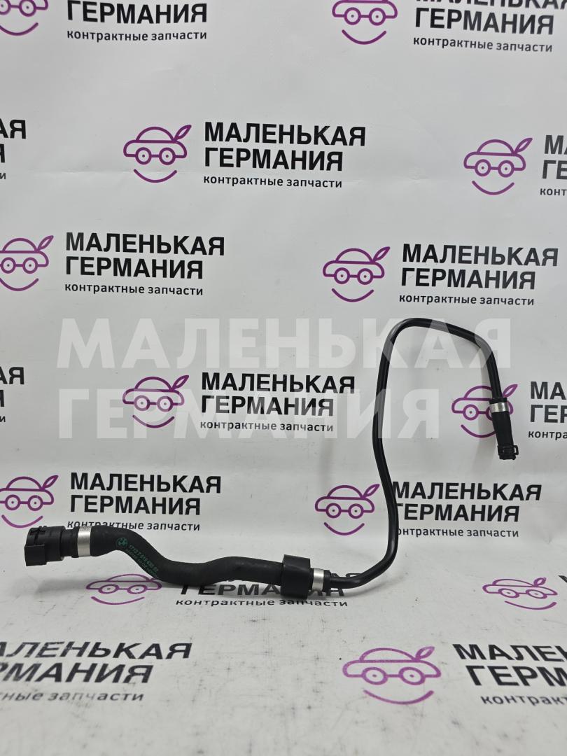 трубка охлаждающей жидкости BMW 6 серия F06/F12/F13 2012, 4.4 л., N63 B44 B, бензин, АКПП, alpinweiss 3 (300), хетчбэк 5 дв., задний привод, правый руль, 17127619698, 7619698 - фото №1
