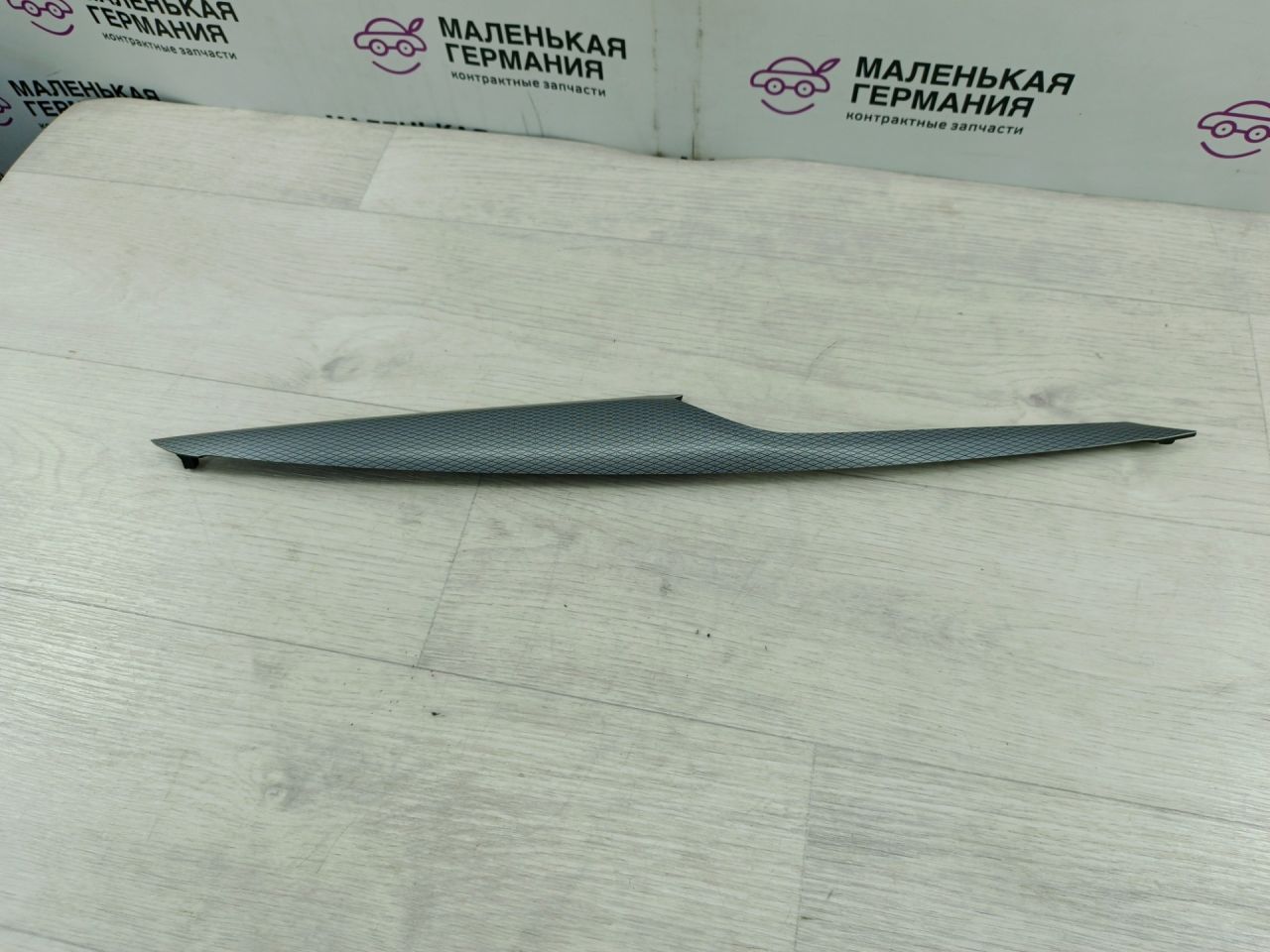 накладка двери (крышки) багажника BMW X3 G01 2019, 2.0 л., B46 B20 B, бензин, АКПП, белый alpinweiss 3 (300), задний привод, 51418747318, 8747318 - фото №1