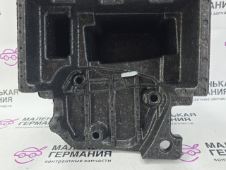 вещевой отсек BMW X6 F16 2014, 3.0 л., N55 B30 A, бензин, АКПП, красный, правый руль, 51477381864, 7381864