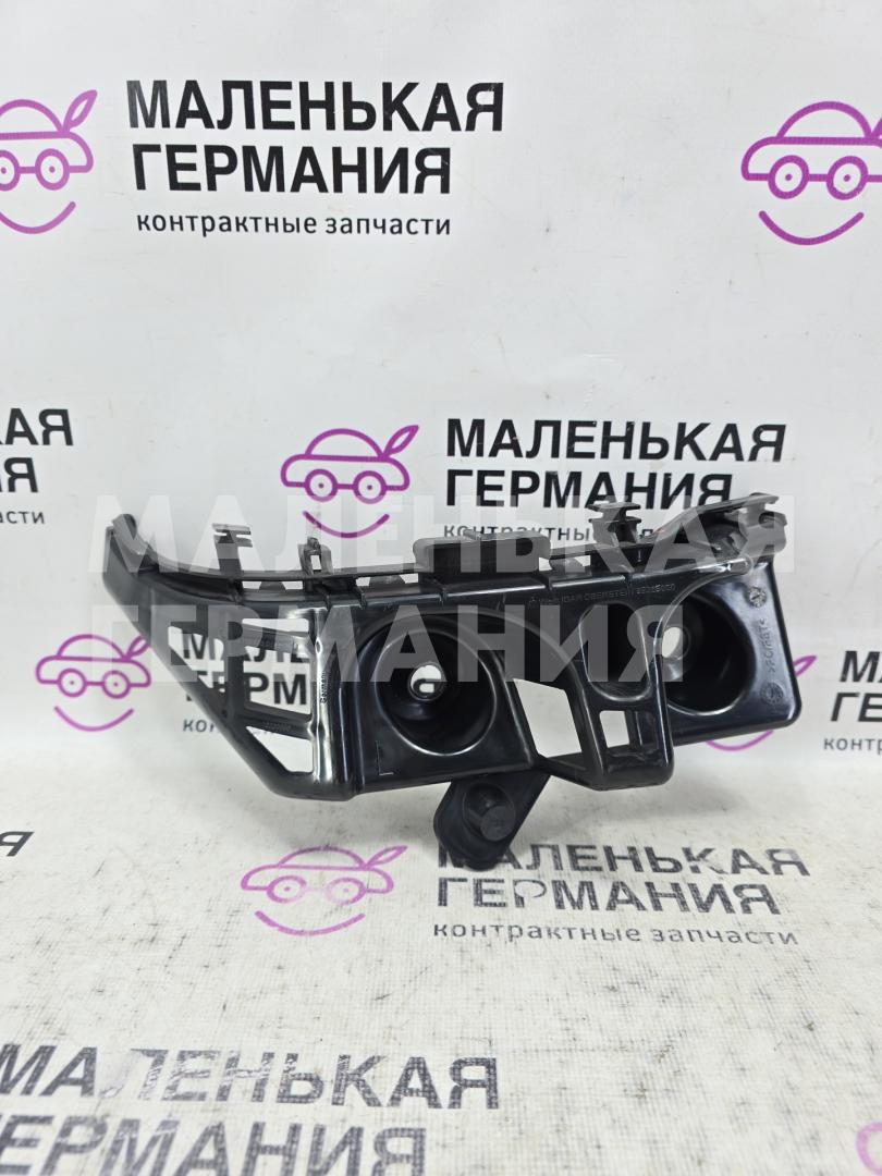 Крепление бампера заднего Mercedes-Benz GLA-Класс X156 2014, 2.0 л., M 270.920, бензин, робот, белый calcite white (650u), хетчбэк 5 дв., полный привод, правый руль, A1568850165 - фото №1