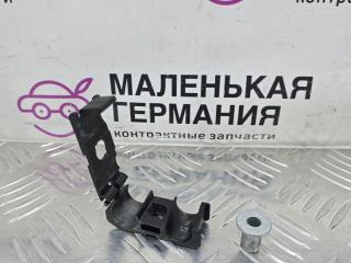 кронштейн (крепление) BMW 7 серия F01/F02 [рестайлинг] F02 2013, 3.0 л., N52 B30 AF, бензин, АКПП, седан, задний привод, правый руль, 7575461, 17227575461