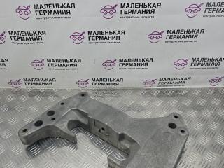 кронштейн КПП BMW 5 серия G30/G31 G30 2017, 2.0 л., B47 D20 A, дизель, АКПП, black sapphire metallic (475), седан, задний привод, правый руль, 6861580, 22326861580