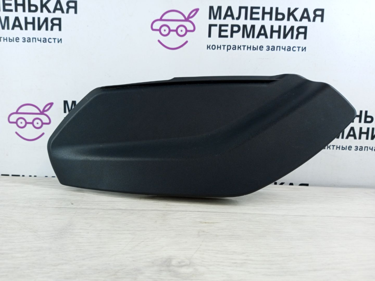 крышка блока предохранителей BMW 5 серия G30/G31 G30 2017, 3.0 л., B58 B30 A, бензин, АКПП, темно-синий, седан, полный привод, 12908617521, 8617521 - фото №1