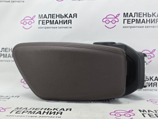 подлокотник BMW X1 F48 2017, 2.0 л., B48 A20 B, бензин, АКПП, alpinweiss 3 (300), полный привод, правый руль, 1369102, 1306059, 1306061, 51169359967, 9359967