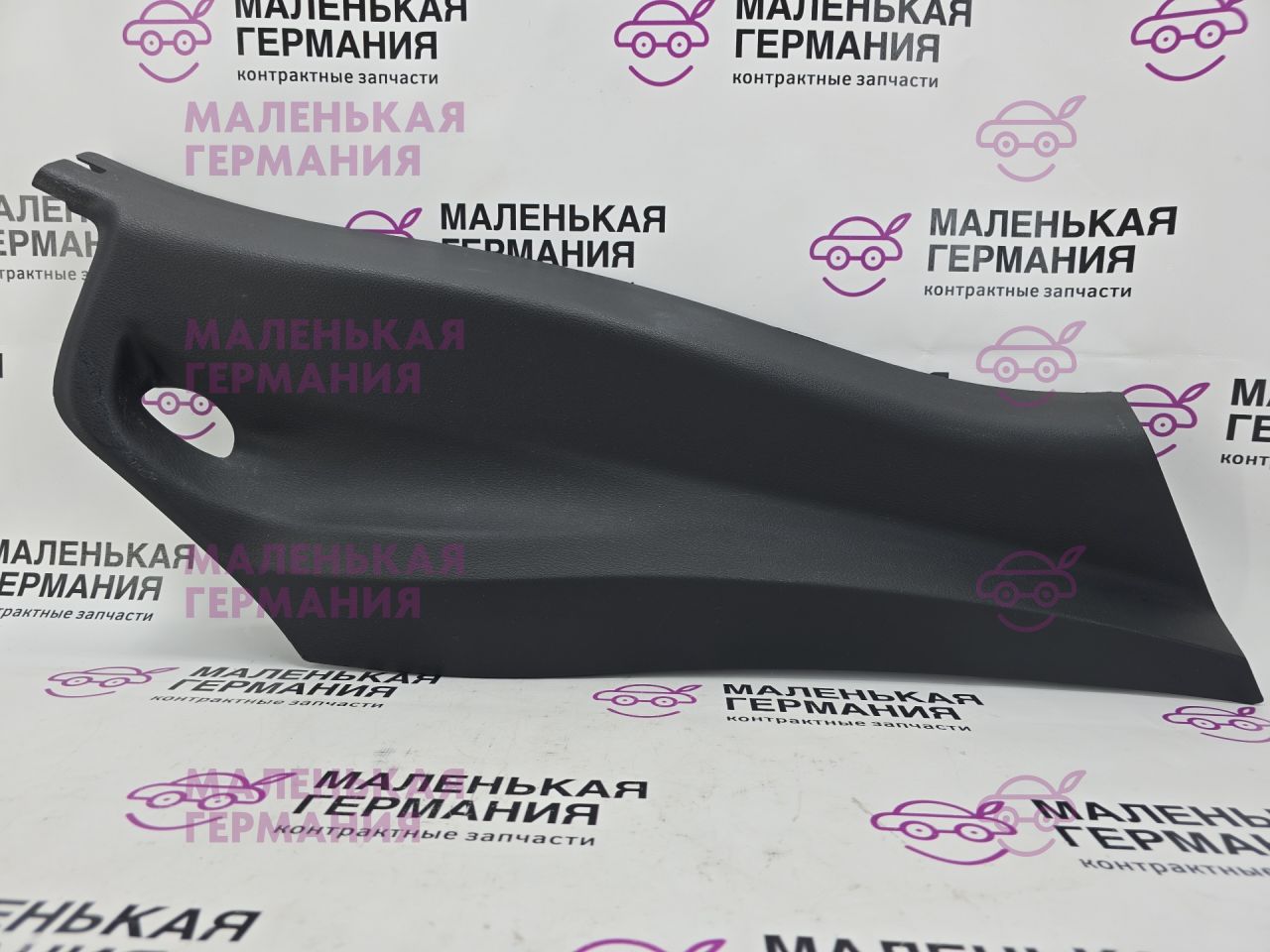 обшивка салона BMW X1 F48 2017, 2.0 л., B48 A20 B, бензин, АКПП, alpinweiss 3 (300), полный привод, правый руль, 51437392880, 7392880, 51477392882, 7392882 - фото №1