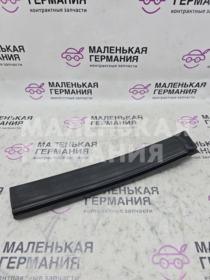 уплотнитель подкапотного пространства BMW X5 G05 (2018 - 2026), 3.0 л., B58B30C, бензин, черный, полный привод, 51767425427, 7425427 - фото №1