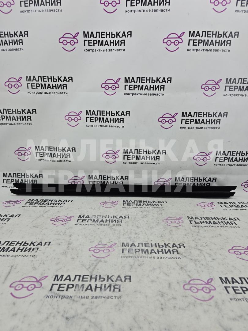 Уплотнитель стекла BMW 5 серия G30/G31 G30 2017, 2.0 л., B48 B20 A, бензин, АКПП, b65 jatoba brown metallic, седан, задний привод, правый руль, 51337336959, 7336959 - фото №1